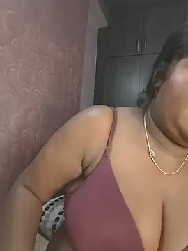 horny diana online show from 28, 6, 2026