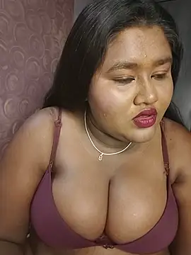 horny diana online show from 4, 7, 2026