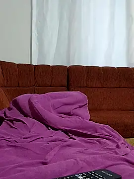 BUSE8821 online show from 25, 11, 2025