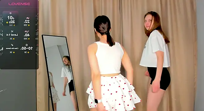 Snapshot of AislyEnderson chatting on 20, 2, 2025 AislyEnderson online show from 20, 2, 2025