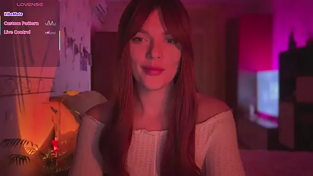 CherryRed Girl online show from 16, 4, 2026