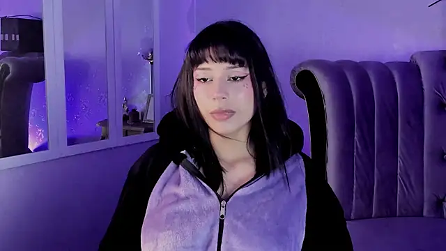 Snapshot of Seren_Bleck chatting on 1, 10, 2025 Seren Bleck online show from 1, 10, 2025