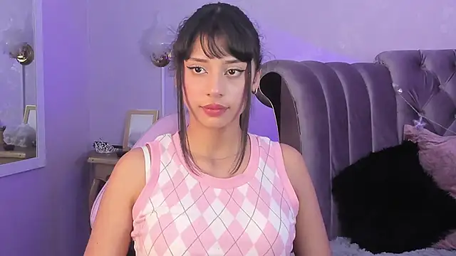 Snapshot of Seren_Bleck chatting on 31, 10, 2025 Seren Bleck online show from 31, 10, 2025