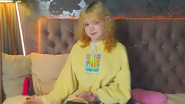 EmilyAngells online show from 16, 2, 2026