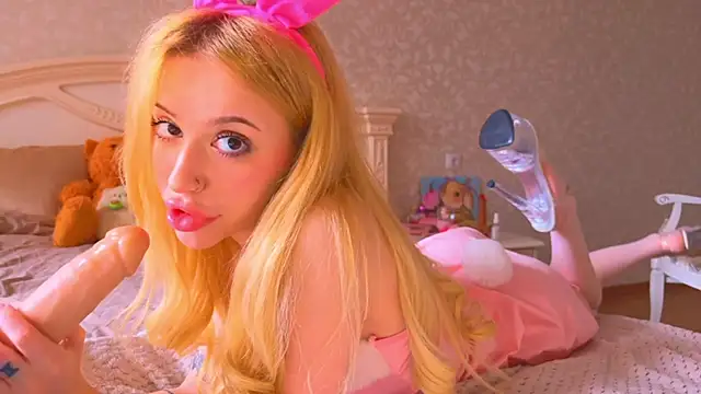  BunnyDollStella  online show from 5, 10, 2025