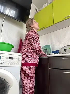 Lusi Luxary online show from 17, 3, 2025