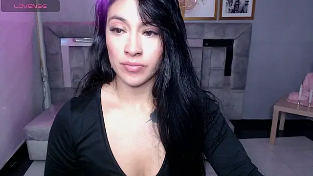 Isabella Collen v online show from 8, 10, 2025