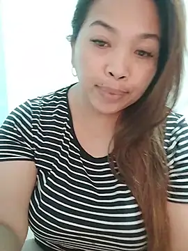 Snapshot of Sweet_fatty18 chatting on 12, 7, 2026 Sweet fatty18 online show from 12, 7, 2026