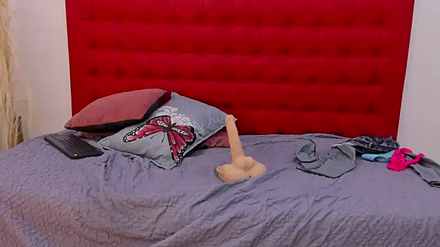 Maite Smith  online show from 20, 3, 2025