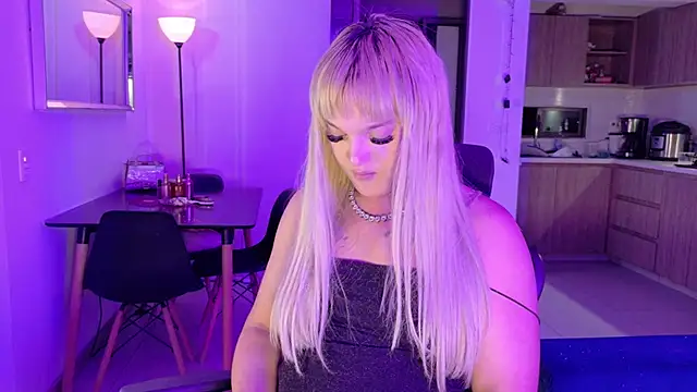 ScarletThompsonx online show from 15, 2, 2026