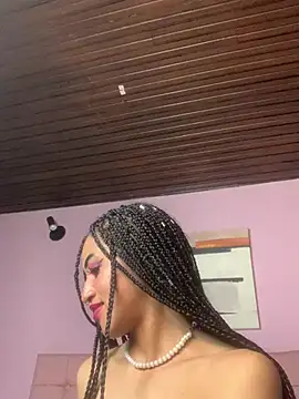 MichelleDiaz Pink online show from 28, 2, 2025