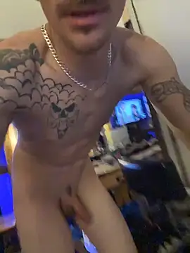 Polaroid White online show from 19, 11, 2025