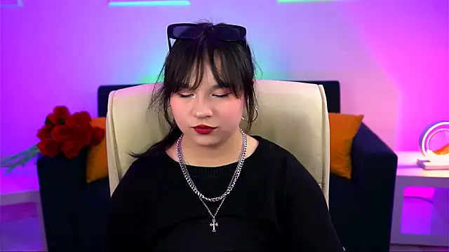 Snapshot of HanaWise chatting on 13, 3, 2025 HanaWise online show from 13, 3, 2025