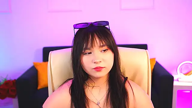 Snapshot of HanaWise chatting on 21, 3, 2025 HanaWise online show from 21, 3, 2025