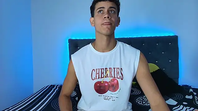 Snapshot of Maximiliano__Fire chatting on 15, 9, 2025 Maximiliano Fire online show from 15, 9, 2025