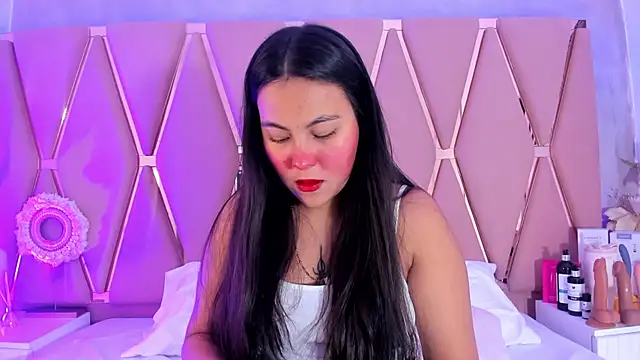 Snapshot of Emily_Black1 chatting on 10, 1, 2026 Emily Black1 online show from 10, 1, 2026