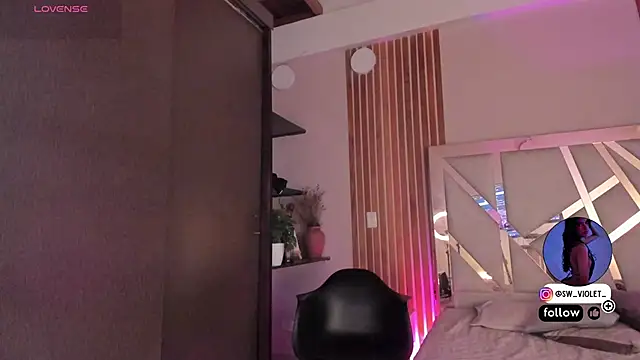 sweetviolet   online show from 17, 3, 2026