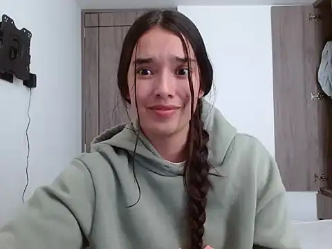  luna 777 online show from 16, 4, 2026