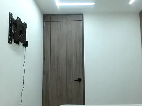  luna 777 online show from 21, 4, 2026