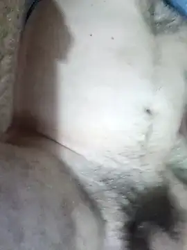 Snapshot of YUCA_MILKMAN chatting on 15, 12, 2025 YUCA MILKMAN online show from 15, 12, 2025