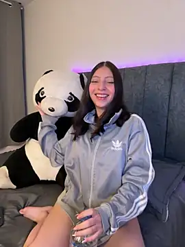 Snapshot of Dirty-Bunnyyy chatting on 23, 9, 2025 Dirty-Bunnyyy online show from 23, 9, 2025