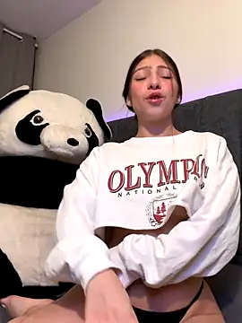 Snapshot of Dirty-Bunnyyy chatting on 29, 10, 2025 Dirty-Bunnyyy online show from 29, 10, 2025