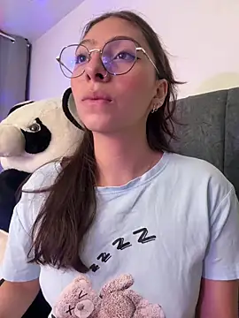 Snapshot of Dirty-Bunnyyy chatting on 4, 5, 2026 Dirty-Bunnyyy online show from 4, 5, 2026