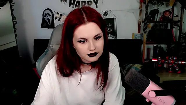 Snapshot of Della_Ideal chatting on 1, 11, 2025 Della Ideal online show from 1, 11, 2025