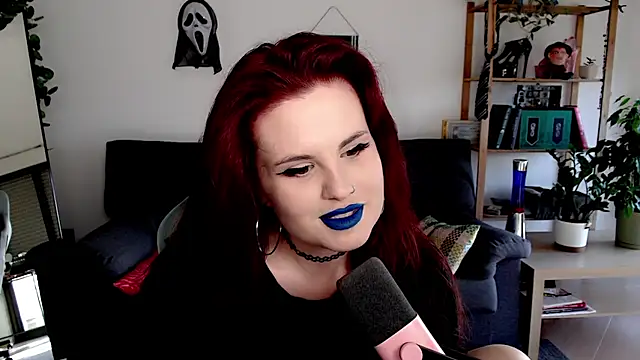 Snapshot of Della_Ideal chatting on 11, 11, 2025 Della Ideal online show from 11, 11, 2025