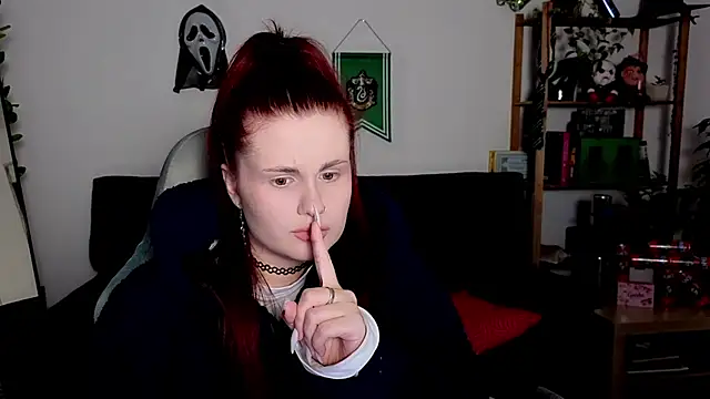 Snapshot of Della_Ideal chatting on 26, 11, 2025 Della Ideal online show from 26, 11, 2025