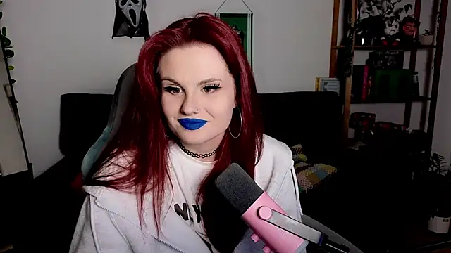 Snapshot of Della_Ideal chatting on 1, 12, 2025 Della Ideal online show from 1, 12, 2025