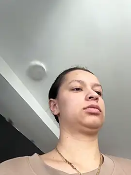 Snapshot of Soy_Sara7 chatting on 14, 12, 2025 Soy Sara7 online show from 14, 12, 2025