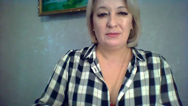 ArielXLoveresss online show from 24, 11, 2025