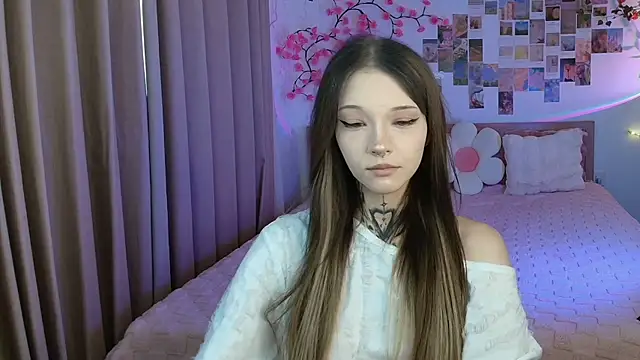 mefwhore online show from 25, 4, 2026