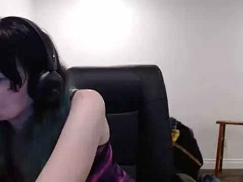 Hotmodel1984 online show from 23, 3, 2026