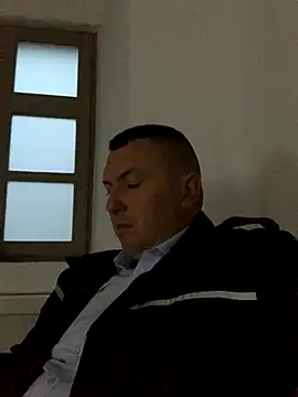 Mike8523 online show from 7, 10, 2025