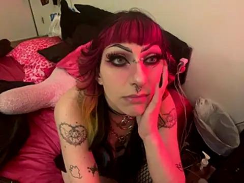 Snapshot of ChrryFoxx chatting on 14, 10, 2025 ChrryFoxx online show from 14, 10, 2025