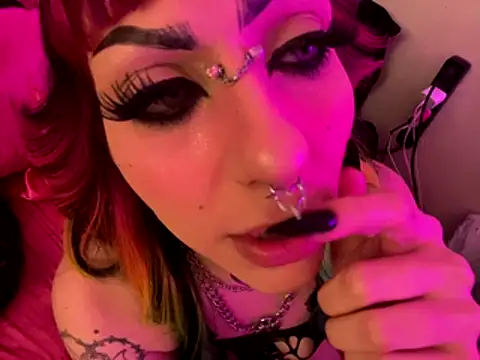 Snapshot of ChrryFoxx chatting on 15, 10, 2025 ChrryFoxx online show from 15, 10, 2025