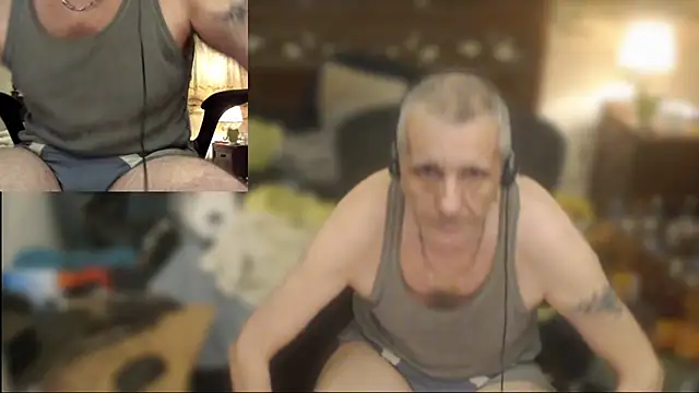 Snapshot of maxdaddy690 chatting on 17, 7, 2026 maxdaddy690 online show from 17, 7, 2026