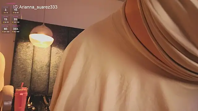 Snapshot of Ariannaa_Suarez1 chatting on 17, 10, 2025 Ariannaa Suarez1 online show from 17, 10, 2025