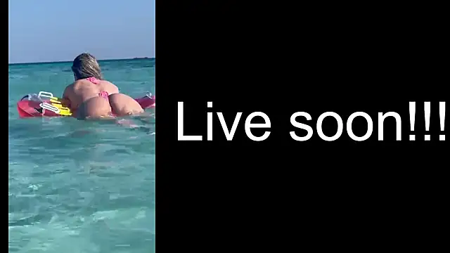 Snapshot of _Allie_ chatting on 12, 9, 2025 Allie online show from 12, 9, 2025