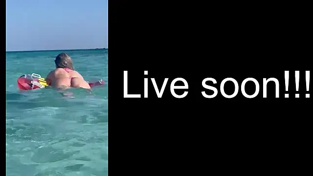 Snapshot of _Allie_ chatting on 29, 9, 2025 Allie online show from 29, 9, 2025