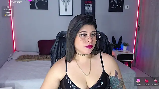 Snapshot of Veronika_metal chatting on 4, 3, 2025 Veronika metal online show from 4, 3, 2025