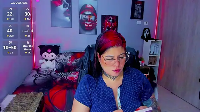 Snapshot of Veronika_metal chatting on 30, 10, 2025 Veronika metal online show from 30, 10, 2025