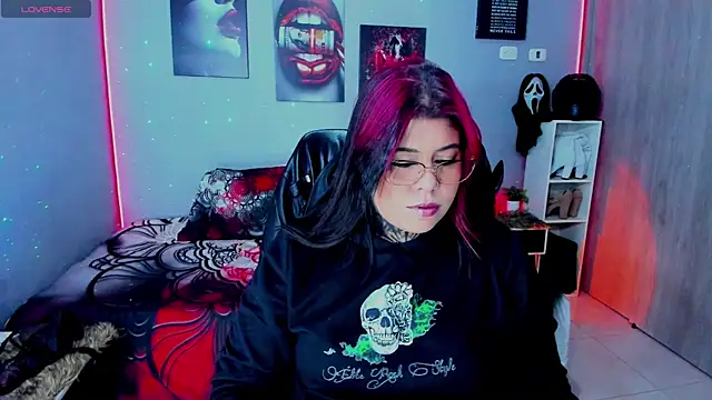 Snapshot of Veronika_metal chatting on 11, 1, 2026 Veronika metal online show from 11, 1, 2026