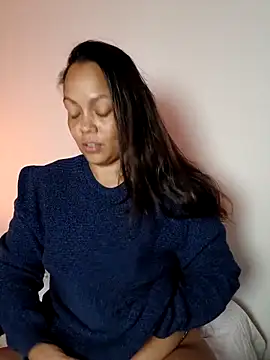 Sheila Sazs1 online show from 28, 11, 2025