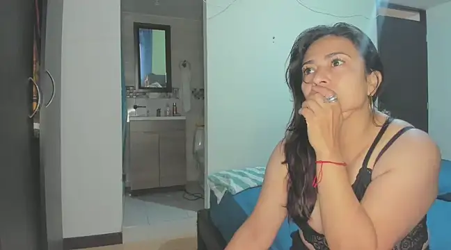 roxanasexy2025 online show from 10, 3, 2025