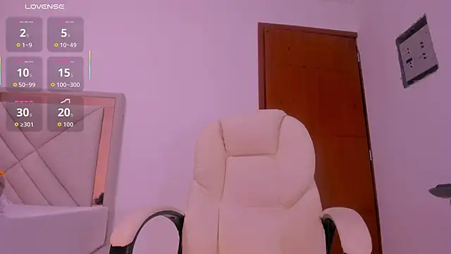 Snapshot of gime_lara chatting on 27, 10, 2025 gime lara online show from 27, 10, 2025