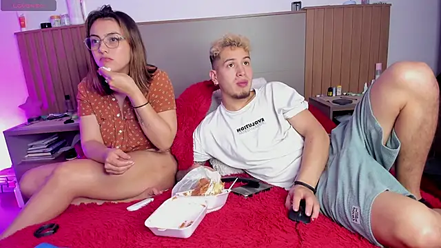 Snapshot of April_Nick299 chatting on 10, 9, 2025 April Nick299 online show from 10, 9, 2025