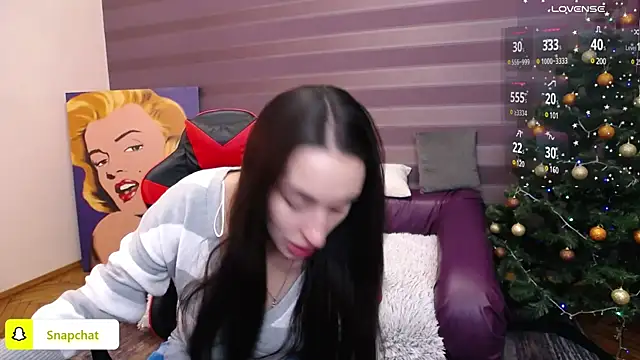 Snapshot of JenniferStone chatting on 1, 1, 2025 JenniferStone online show from 1, 1, 2025